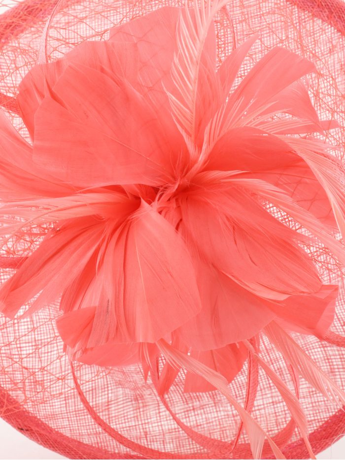 Tocado mediano plumas coral