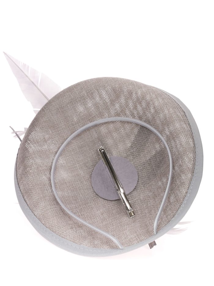 Tocado mediano plumas plata