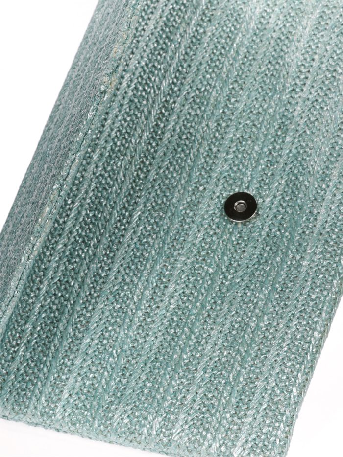 Wassergrüne Partytasche im Rafia-Look