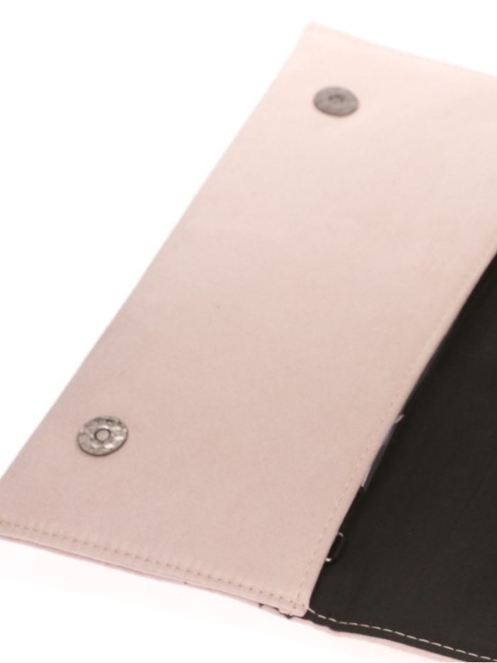 Abendtasche aus Wildleder in Nude