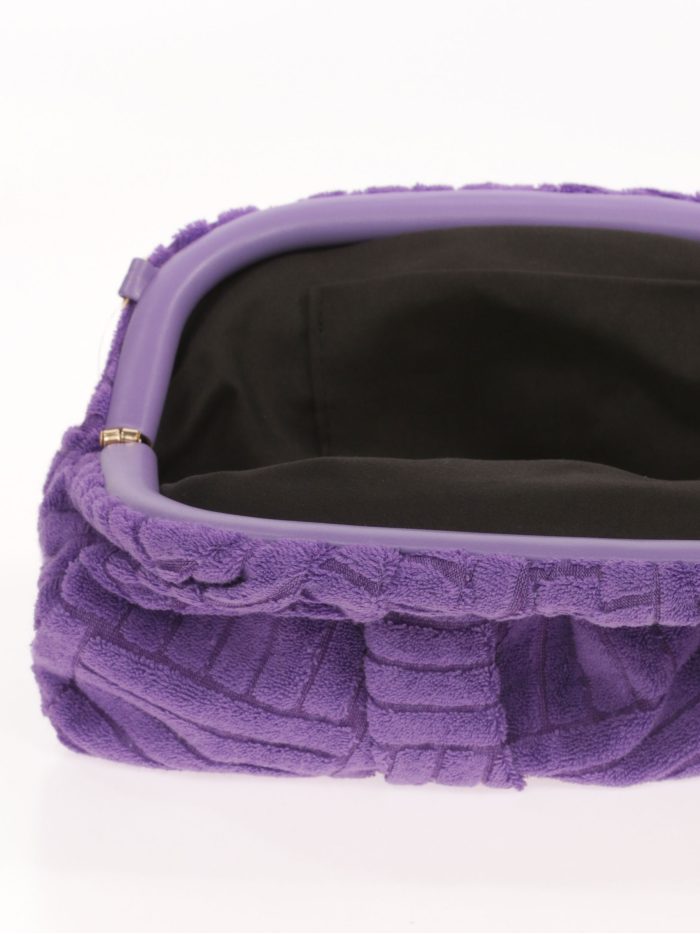 Cartera fiesta estampado morado