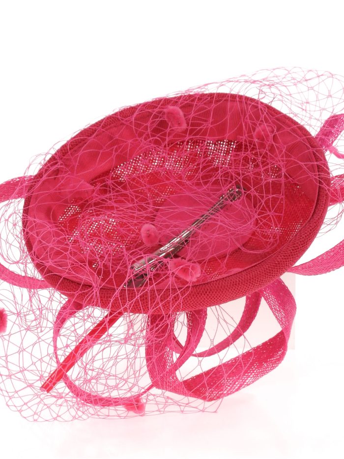 Tocado mediano redecillas fucsia