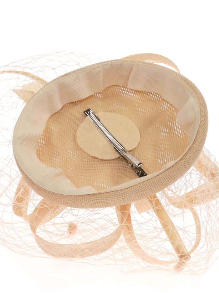 Tocado mediano redecillas beige