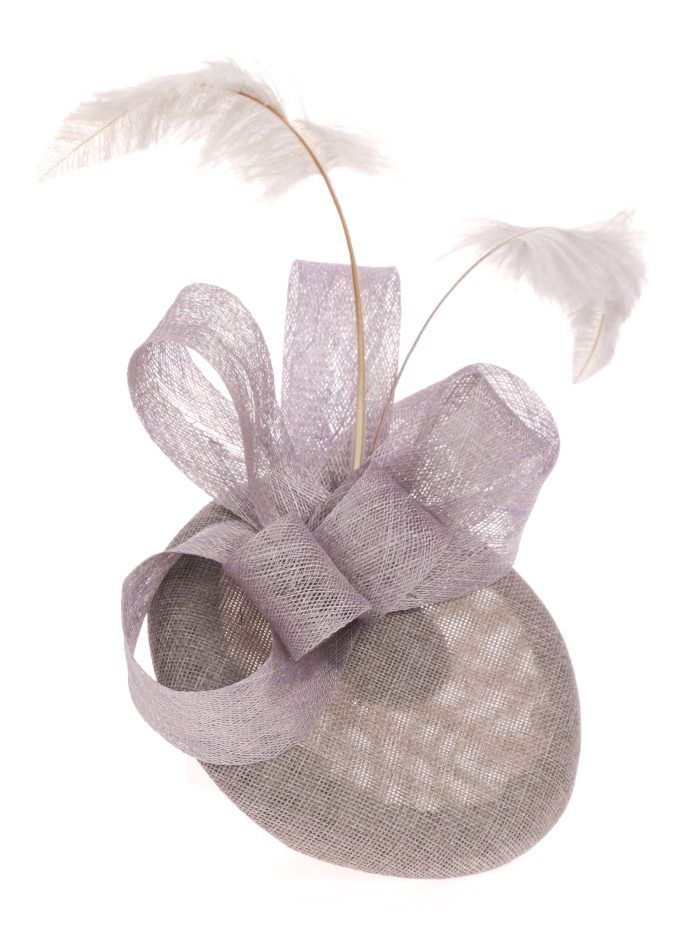 Tocado mediano plumas plata