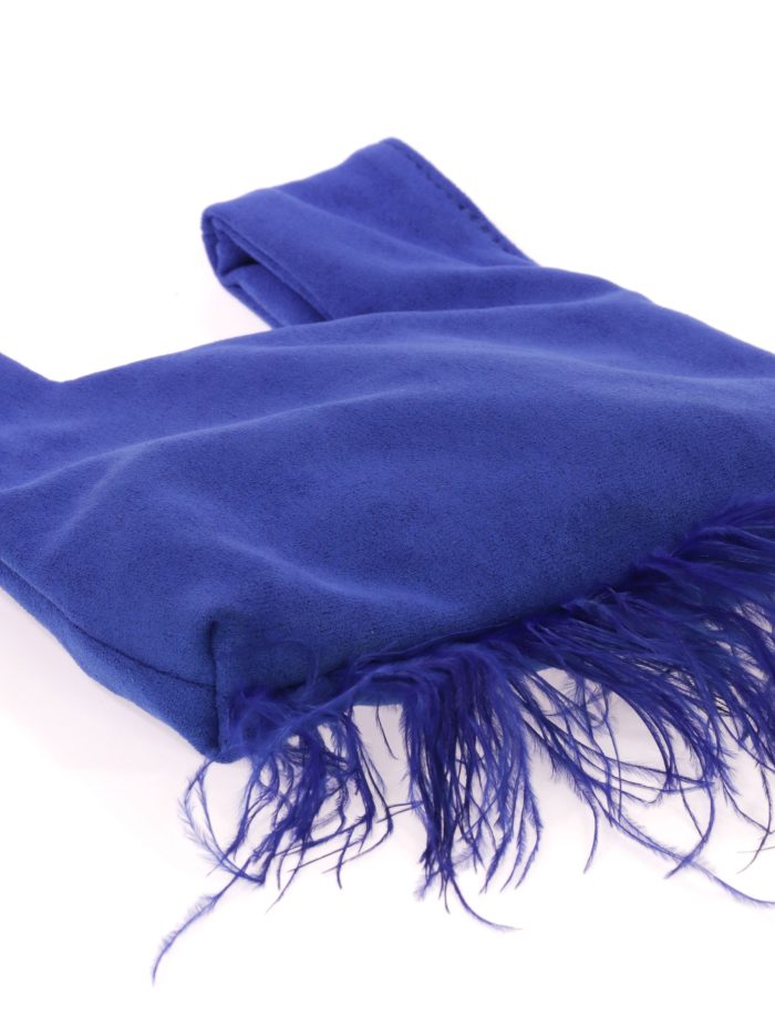 Suede effect japanese knot bag with feathers azulon