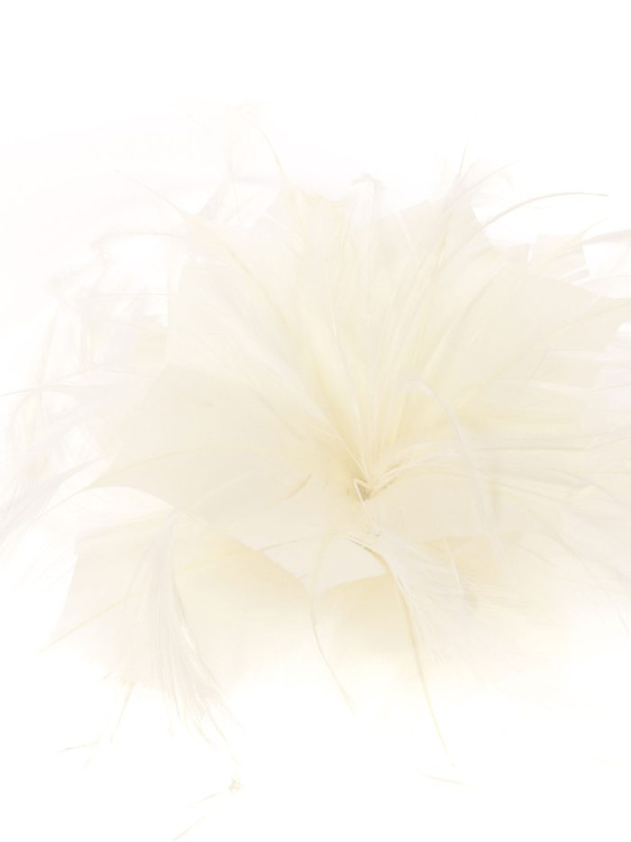 Tocado pequeño plumas beis