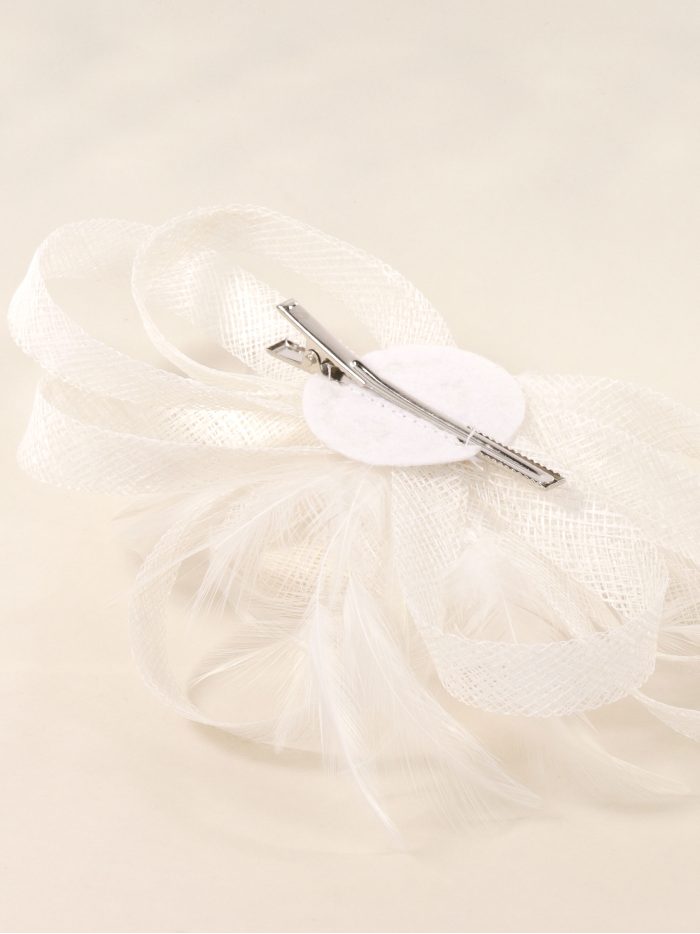 Tocado mediano plumas blanco