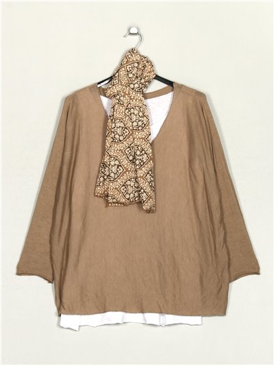 Plus size sweater with scarf + top camel