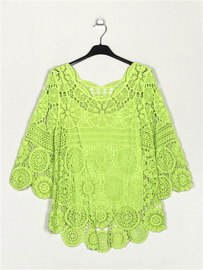 Blouse with guipure verde-manzana