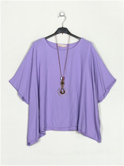 Plus size blouse with necklace lila