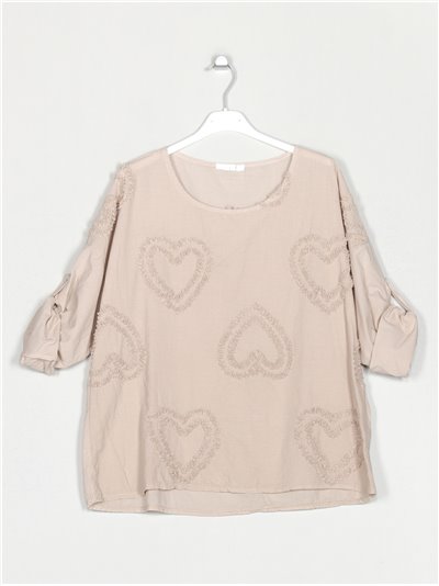Embroidered heart blouse beis