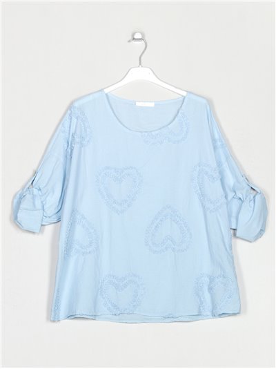 Embroidered heart blouse azul-claro