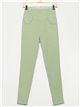 Pantalón superskinny botones verde