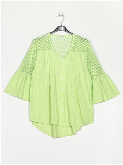 Plus size die-cut embroidered blouse verde