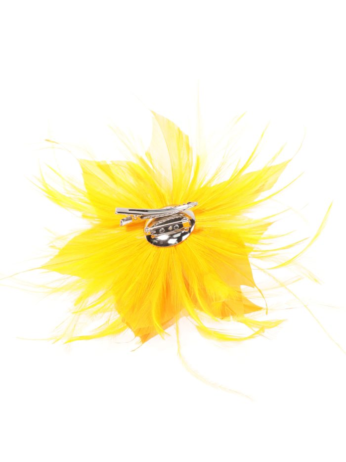 Tocado pequeño plumas mostaza