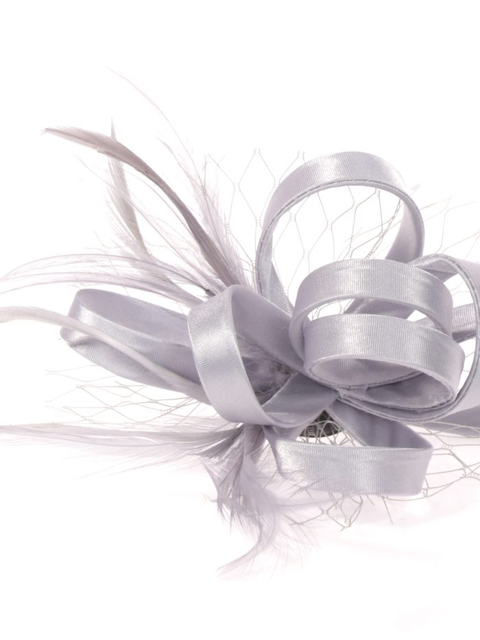 Tocado pequeño plumas plata