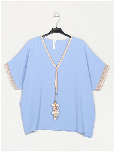 Plus size blouse with tassels details azul-claro