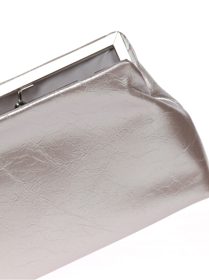 Cartera de fiesta acharolado plata