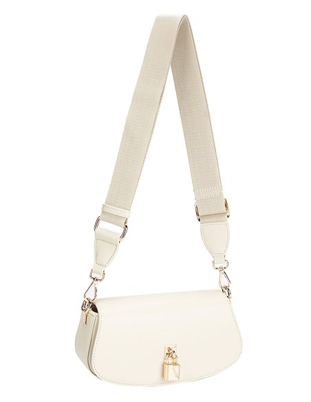 Bolso bandolera solapa detalle metálico creamy-white