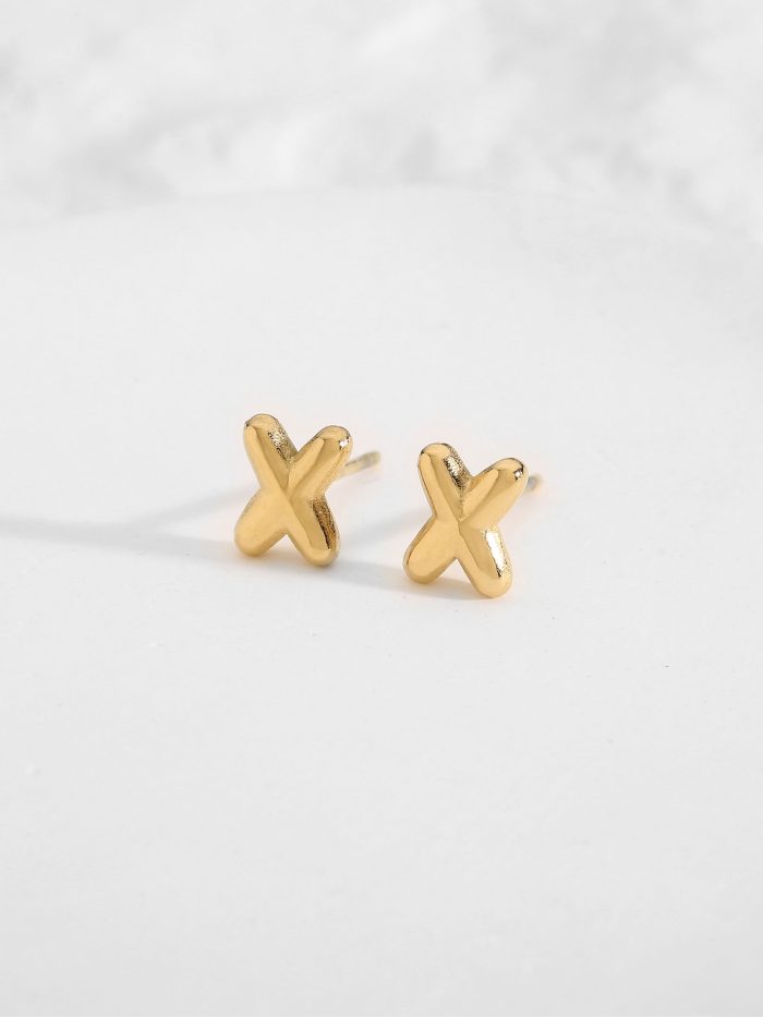 Pendientes letra W - Acero inoxidable