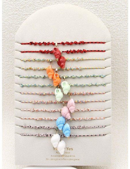 Conjunto de 12 collares ajustables de cordón con charm caracola - Expositor incluido