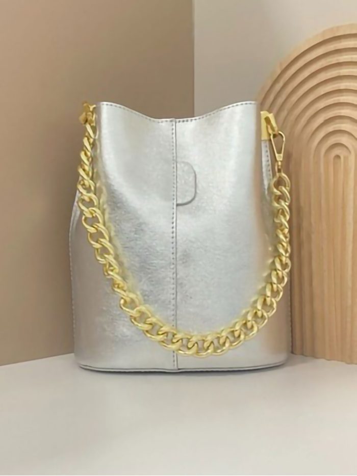 Saca piel detalle cadena