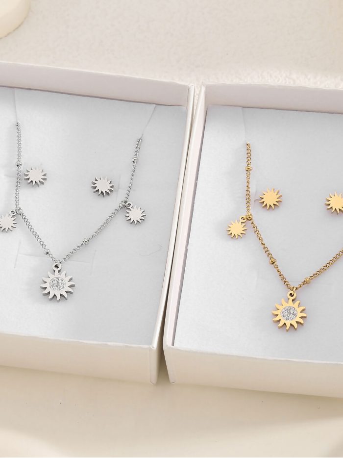 Conjunto de collar cadena charm sol con circonitas + Pendientes - Acero inoxidable