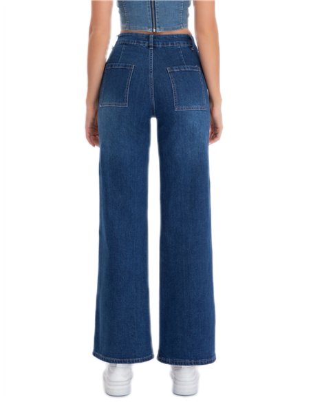 Jeans rectos bolsillos