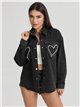 Sobrecamisa denim corazones con pedrería