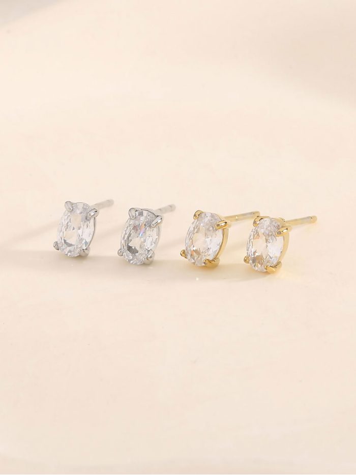 Pendientes ovalados con circonitas - Acero inoxidable