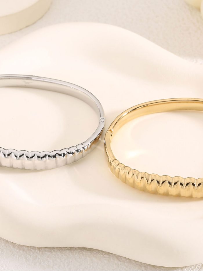 Pulseira rígida - Aço inoxidável