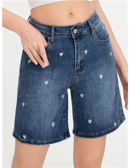 Bermuda denim corazoncitos bordados