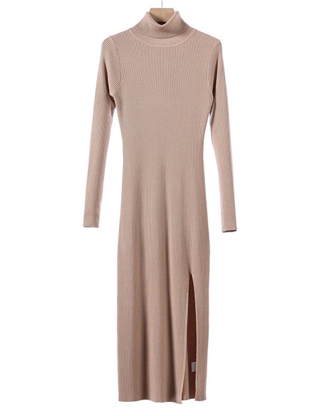 Roll neck ribbed knit dress with a vent