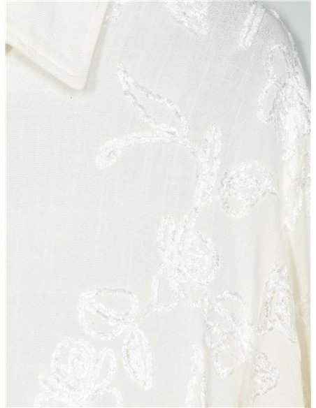 Camisa bordada flores de terciopelo