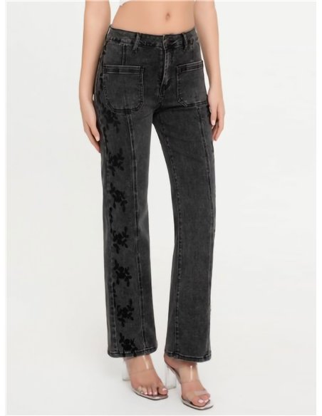 Jeans rectos bordados flores