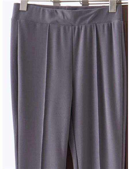 Pantalón flare pespuntes