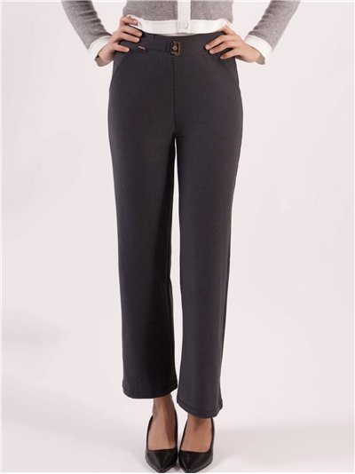 Pantalón detalle metálico