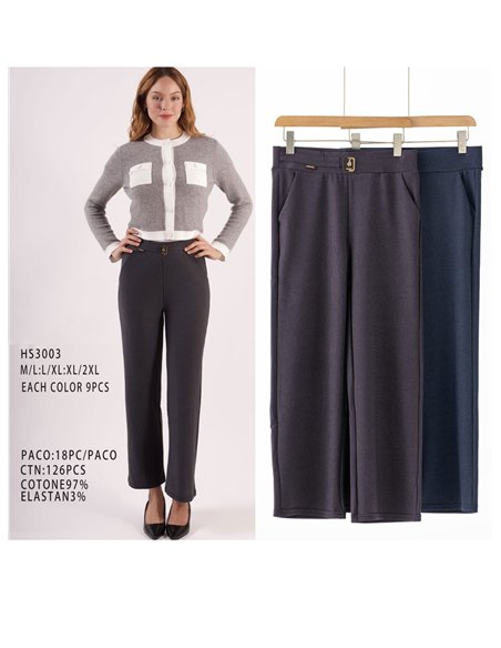 Pantalón detalle metálico