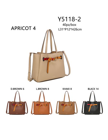 Bolso tote detalle hebilla