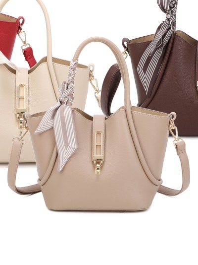 Bolso tote detalle pañuelo