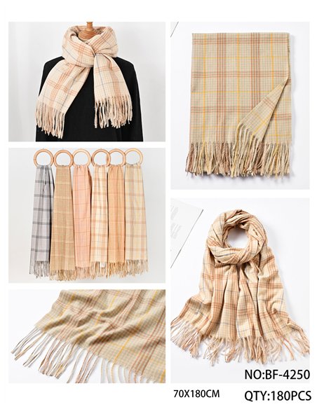 Bufanda cuadros flecos