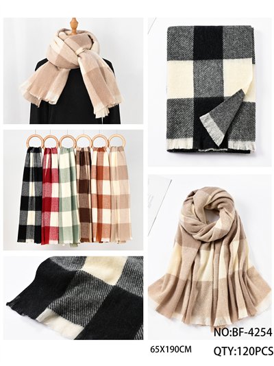 Bufanda cuadros desflecada 2