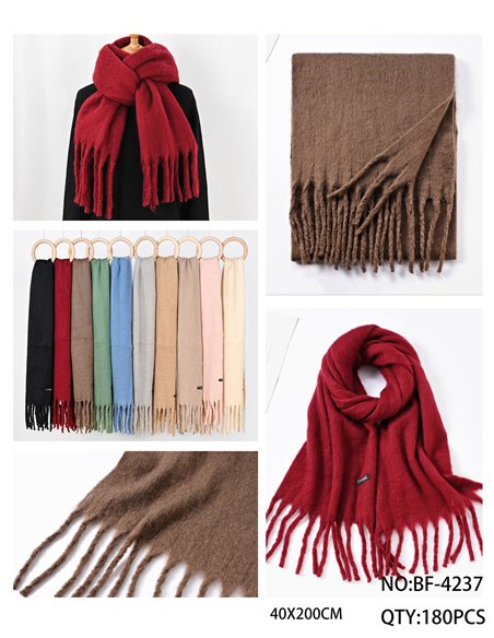 Bufanda punto grueso flecos 