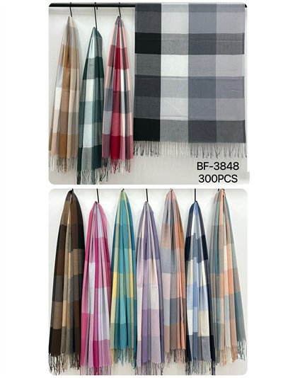 Fular cuadros flecos 2