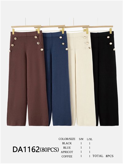 Pantalón recto punto botones dorados 2