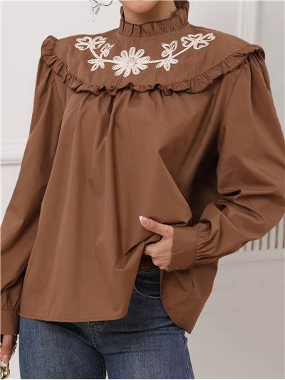 Blusa bordada floral volantes