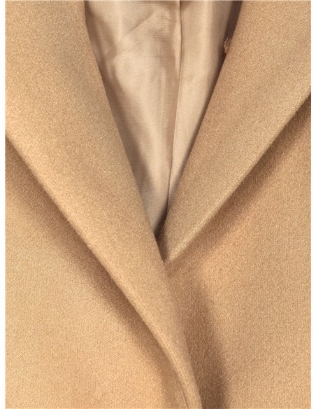 Lapel collar coat