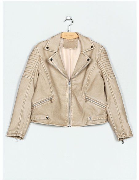 Chaqueta efecto piel