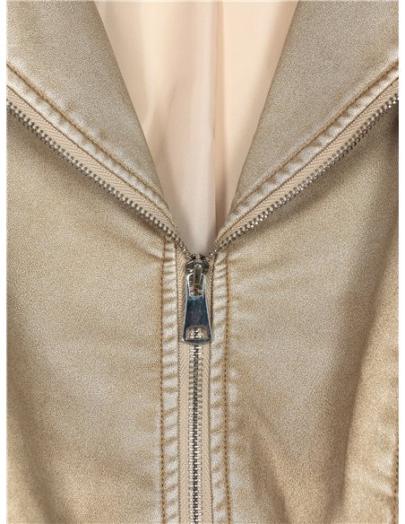 Chaqueta efecto piel