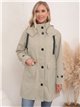 Parka amplia capucha